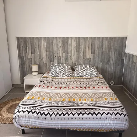 Apartman Les Lauriers